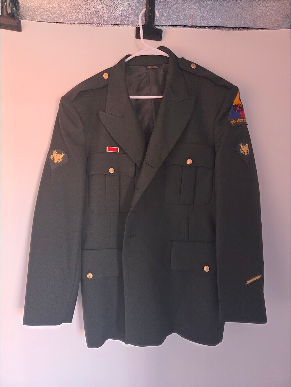 U.S. Army Green Dress Uniform Coat Davis Clothing Co. USA Armor Center Patches